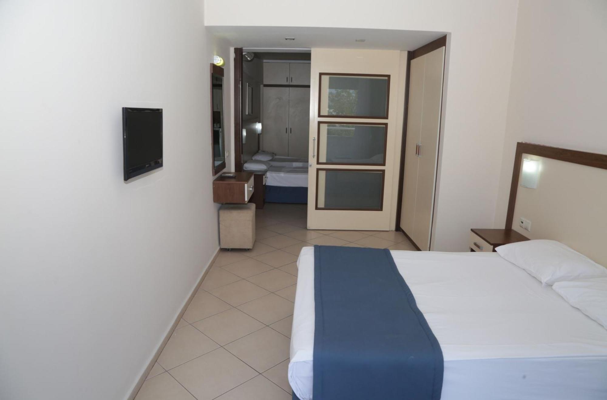 Batihan Beach Resort & Spa Kusadası Exterior foto