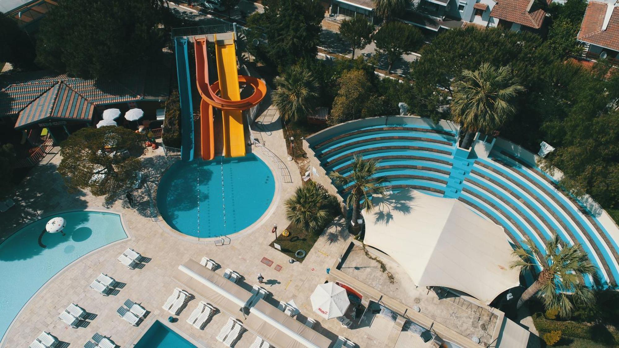 Batihan Beach Resort & Spa Kusadası Exterior foto