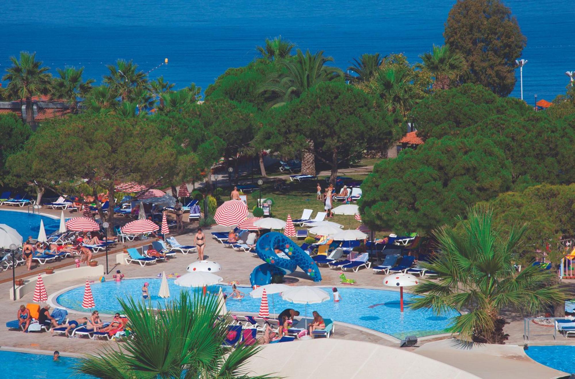 Batihan Beach Resort & Spa Kusadası Exterior foto