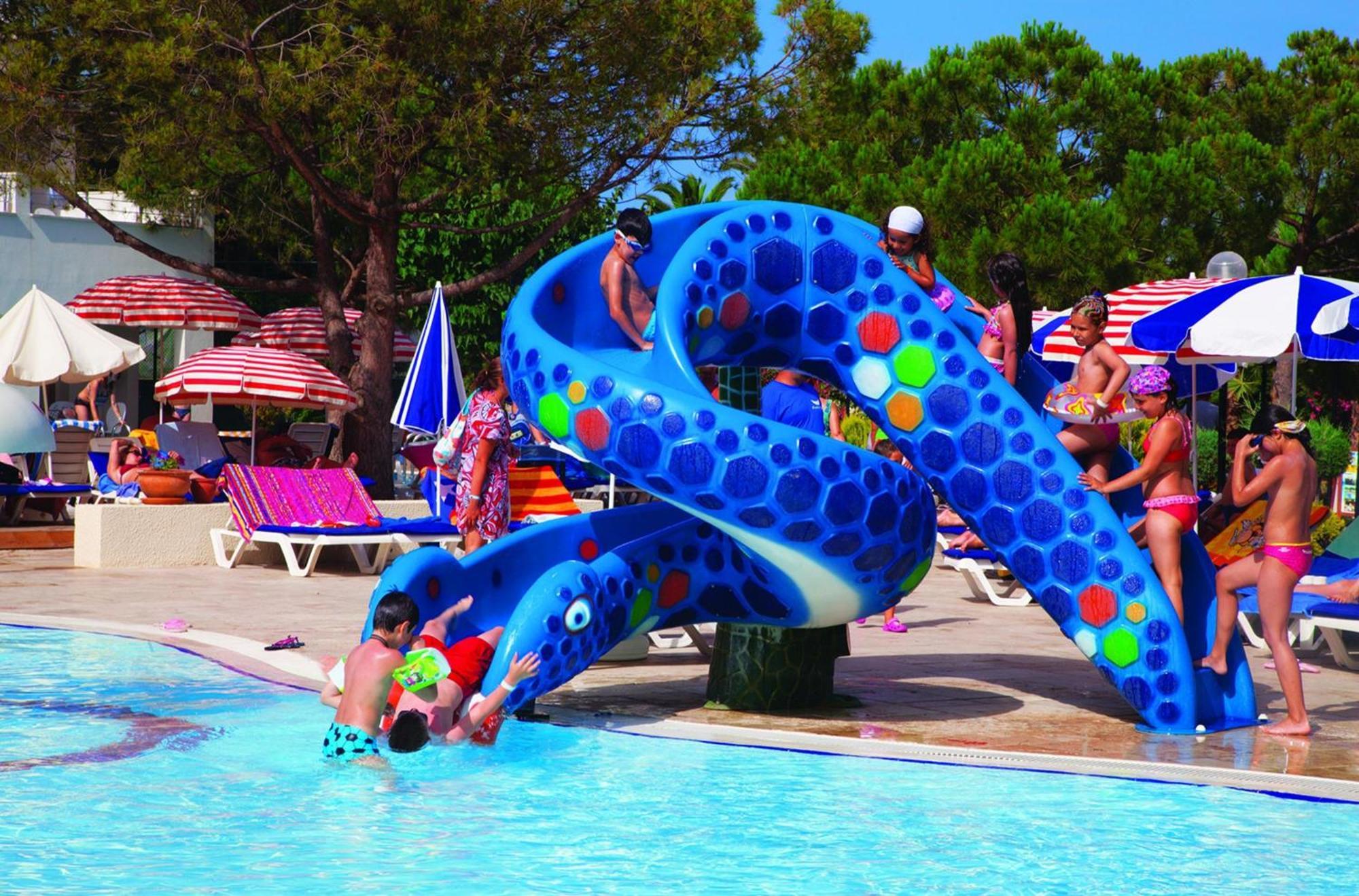 Batihan Beach Resort & Spa Kusadası Exterior foto